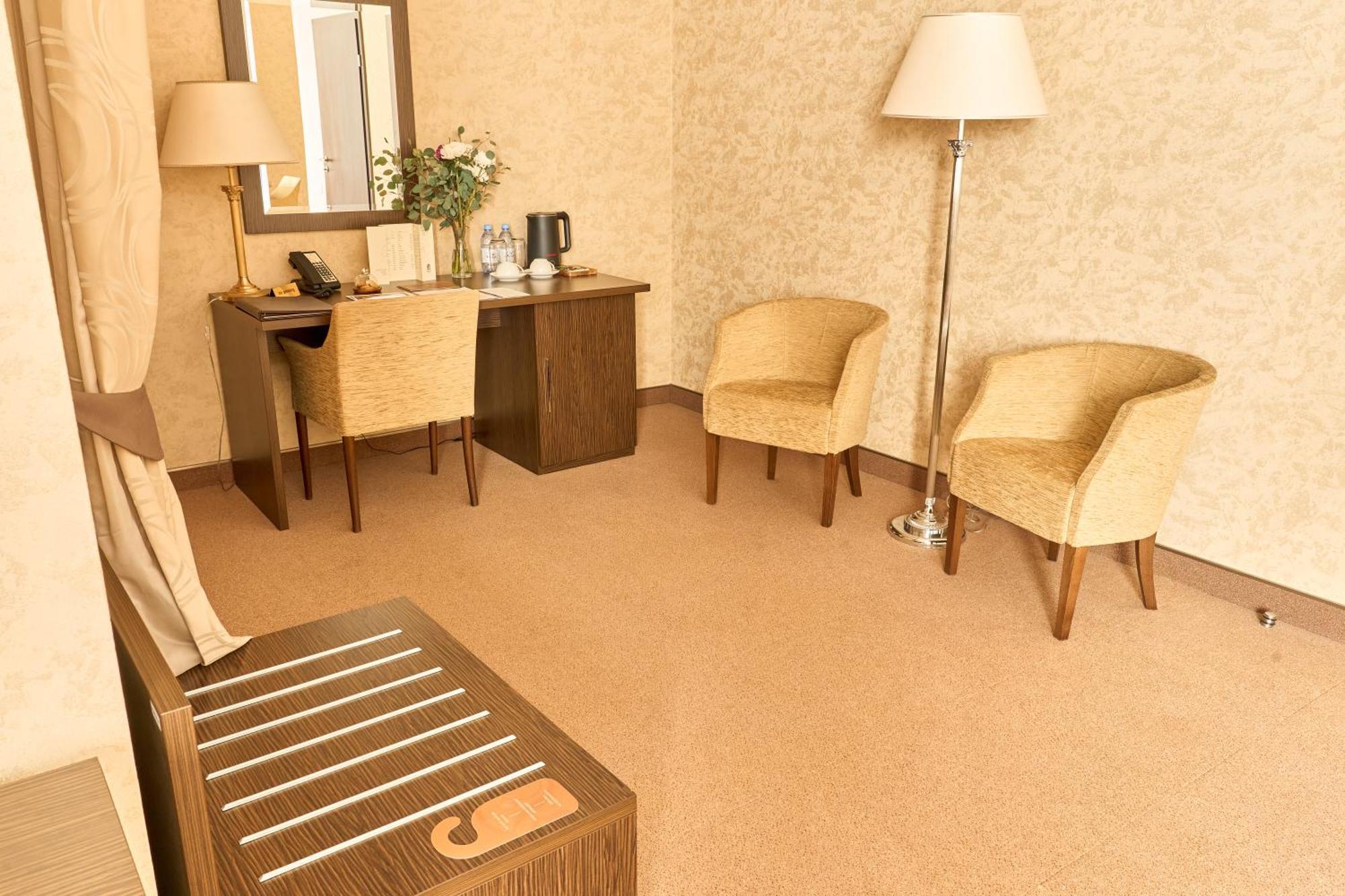 שימקנט Kainar Hotel מראה חיצוני תמונה